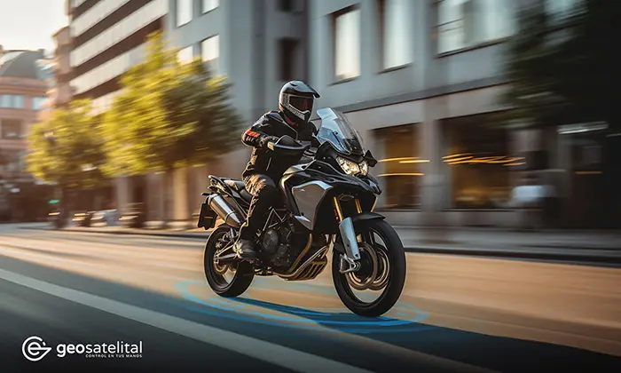 ¿Cómo funciona un GPS para motos y por qué todos los conductores lo necesitan? - Geosatelital