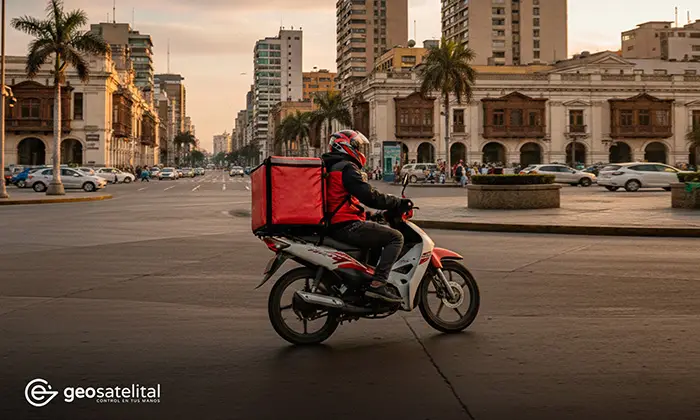 GPS para motos delivery: cómo reducir pérdidas en empresas de reparto - Geosatelital
